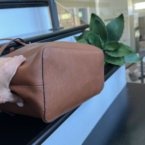 Michael Kors Genuine Leather Jet Set Tote Shoulder Bag Brown - Picture 10 of 15